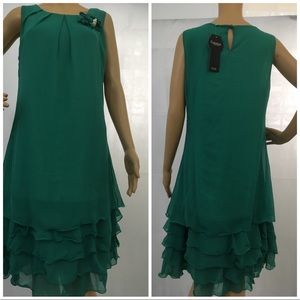Casual A-Line dress solid green color. Size M